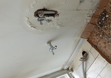 高港卫生间测漏水